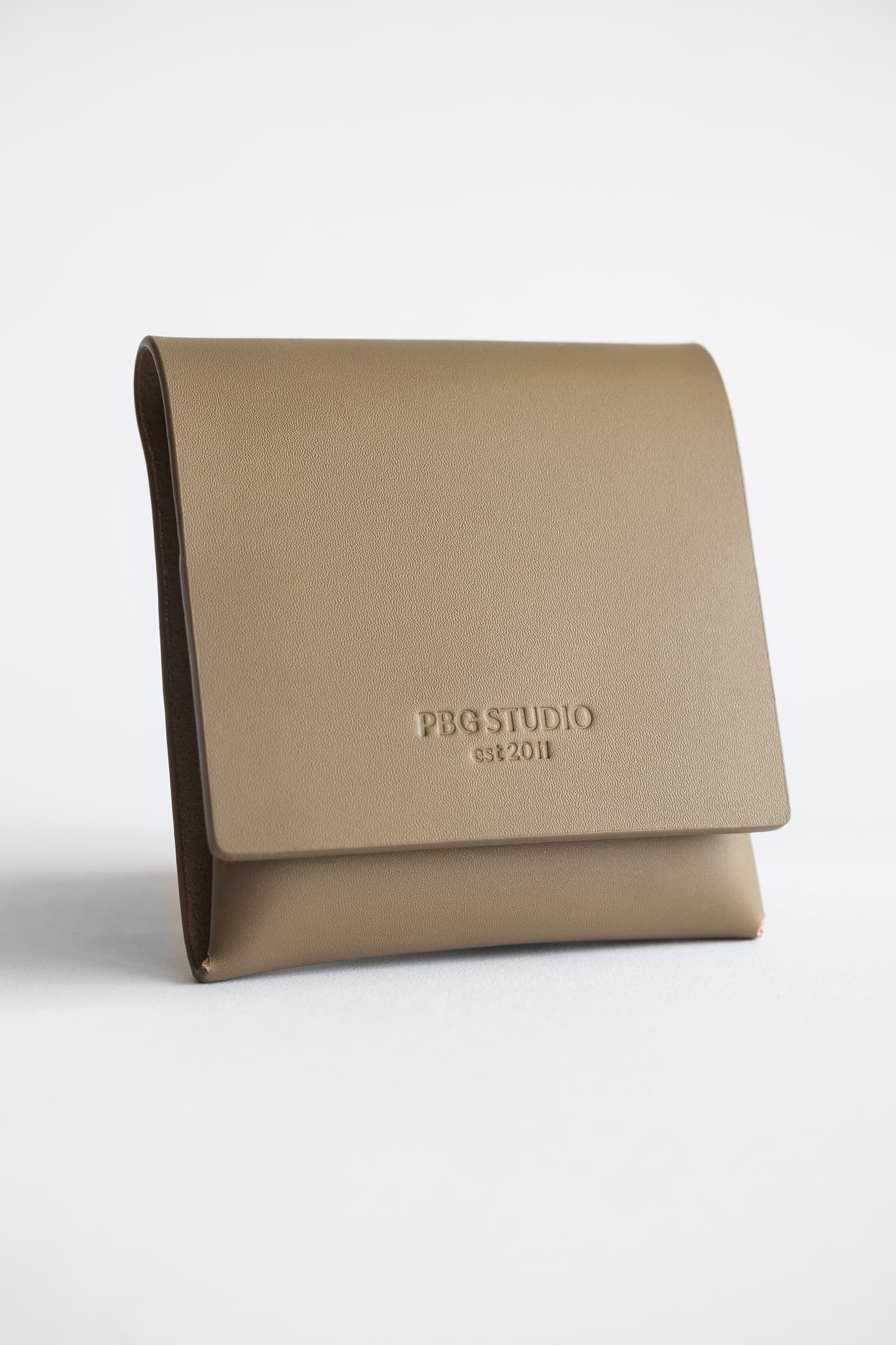 CARD HOLDER EARTHY - Image 4