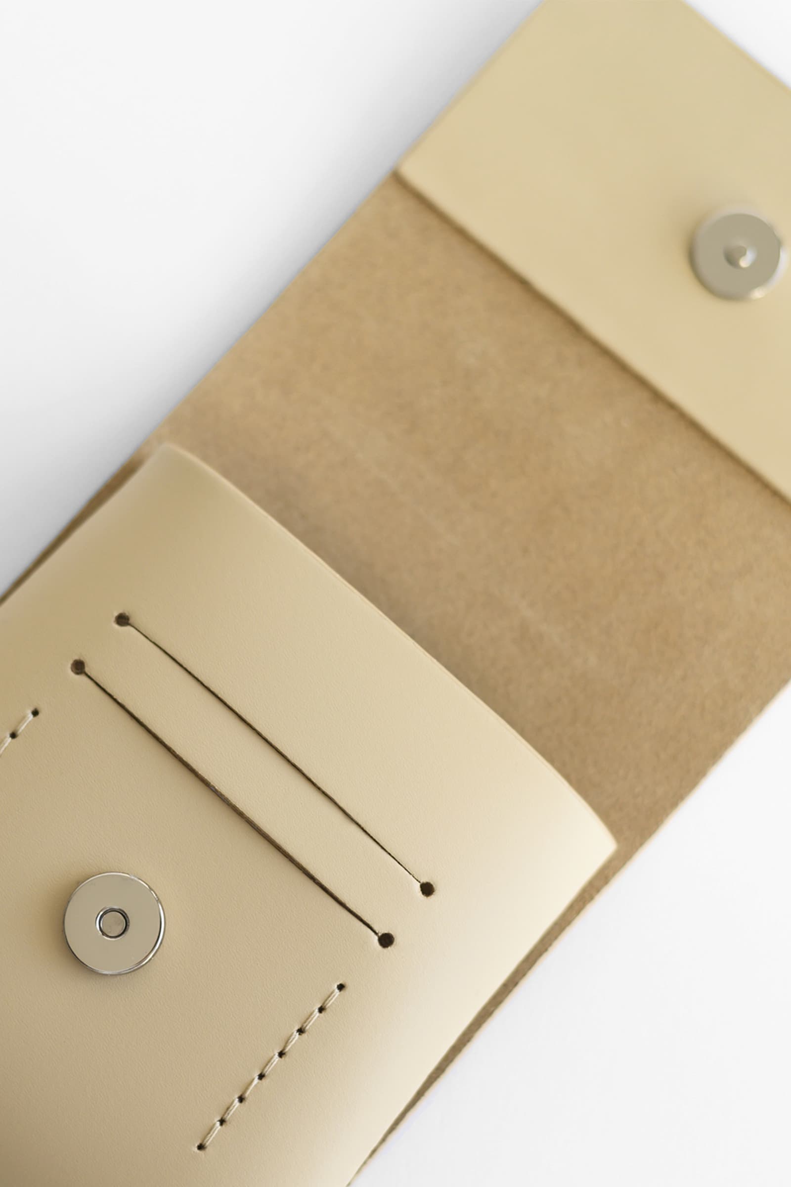 CARD HOLDER IVORY - Image 2