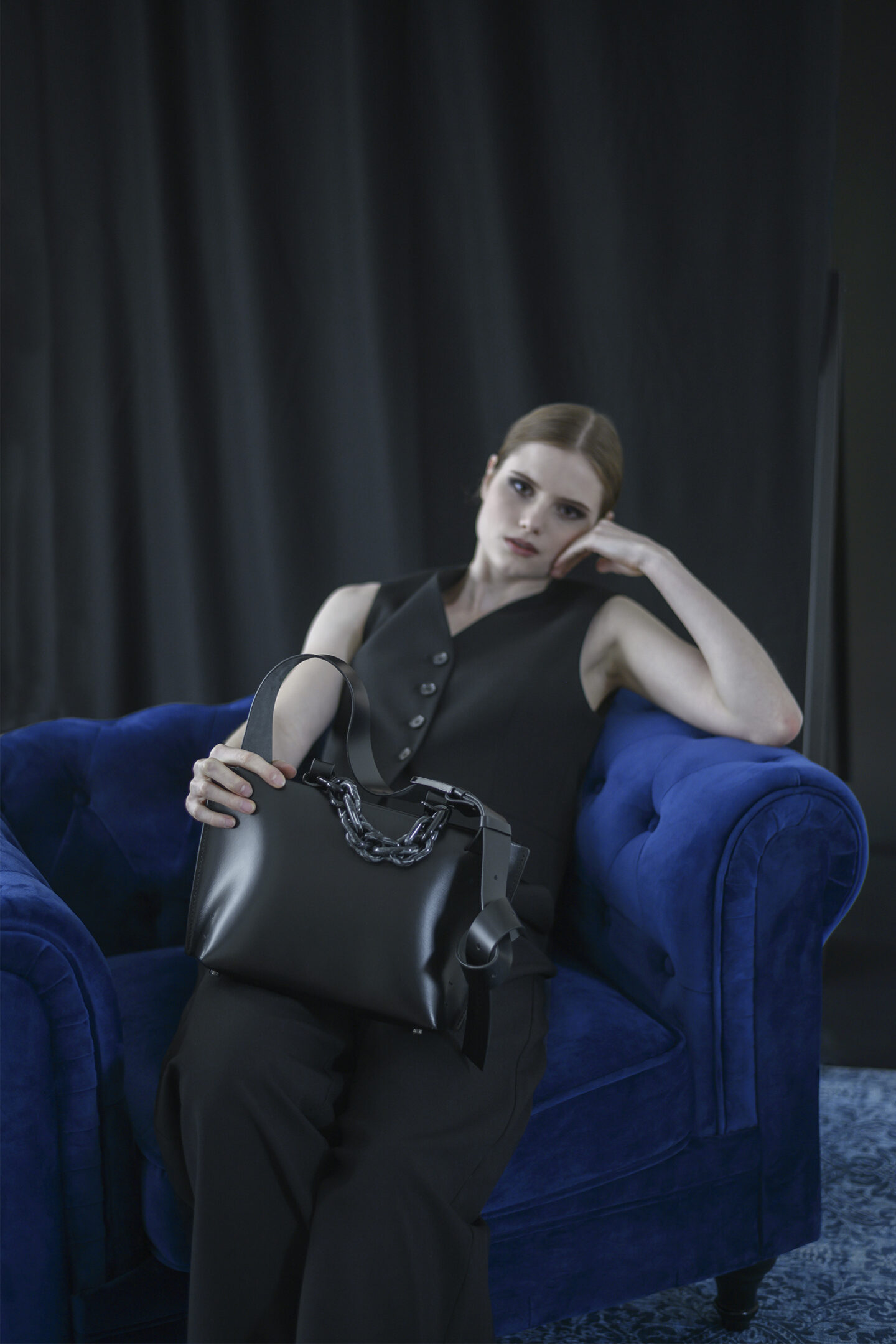 CHAIN TOTE BAG SMALL NOIR - Image 4