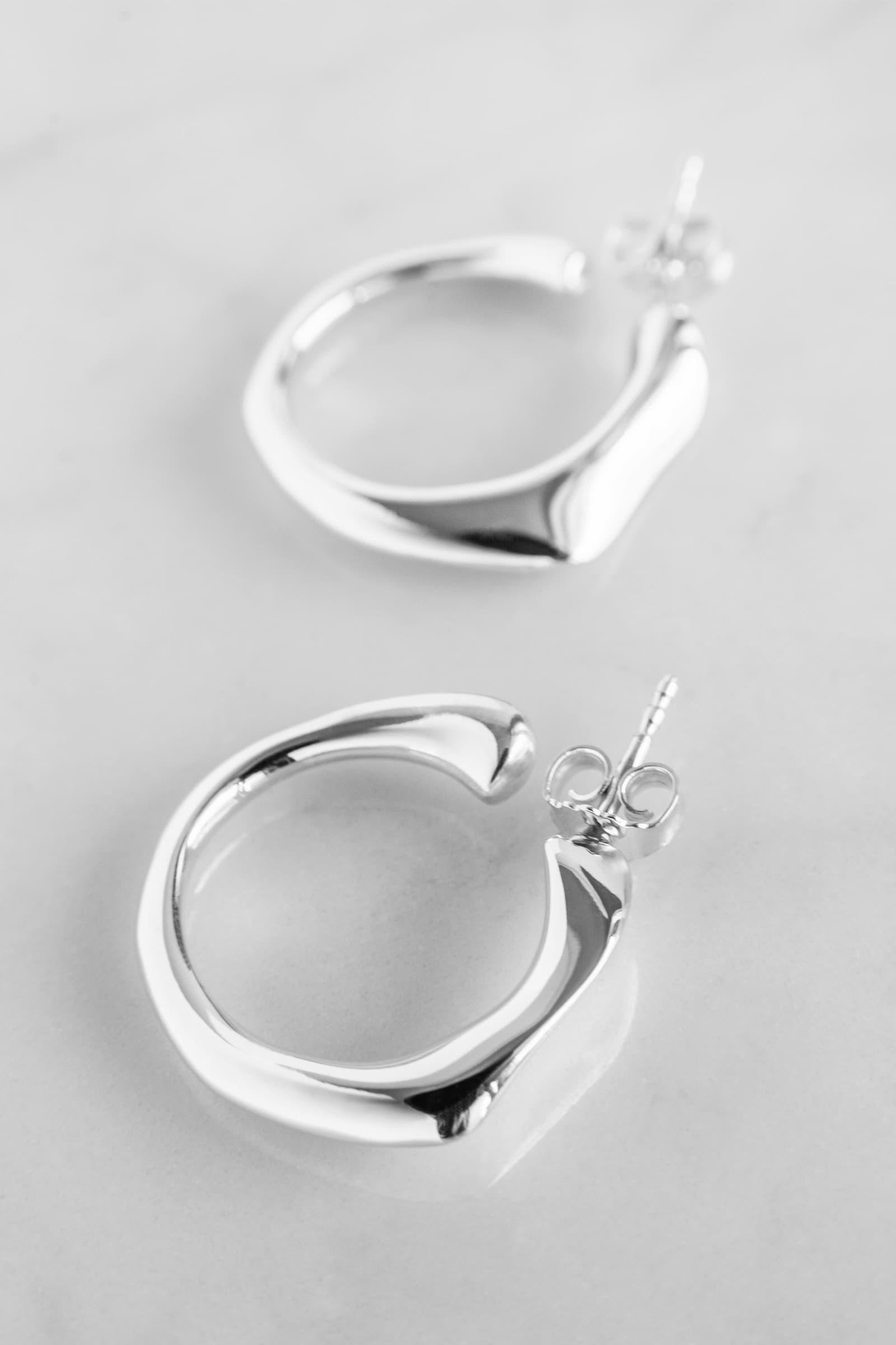EARRING MAGNA SILVER - Image 4