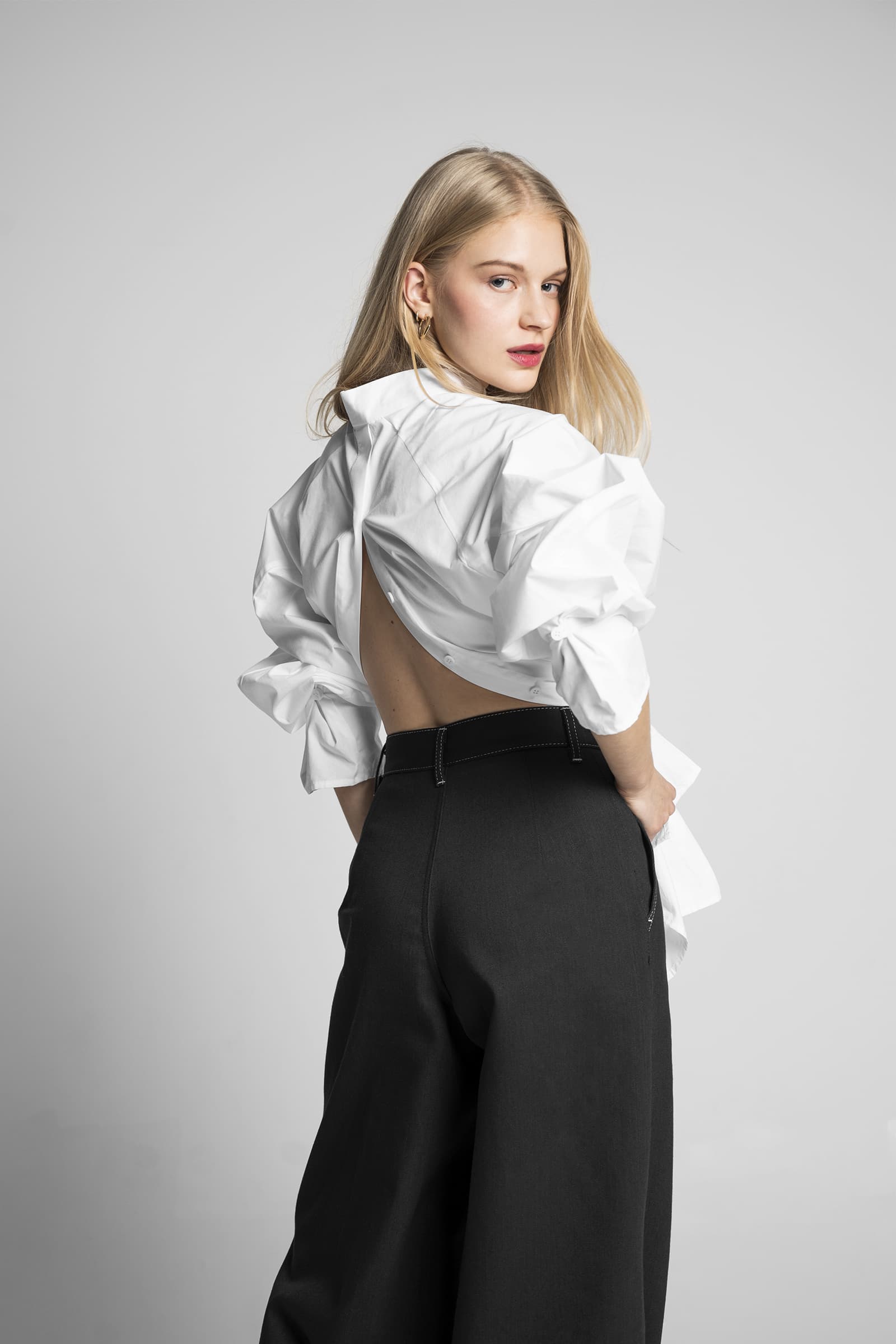 OVERSIZED COTTON SHIRT WHITE - Image 8