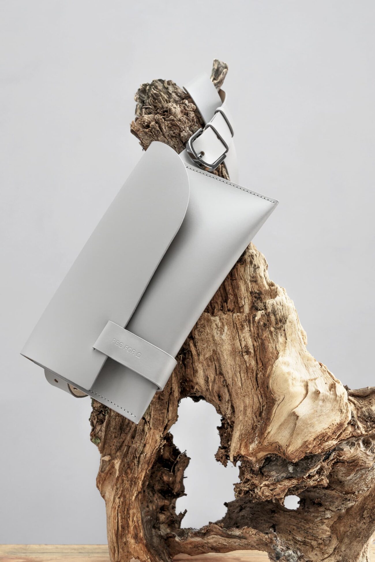BELTED POCKET BAG GREY - Image 2