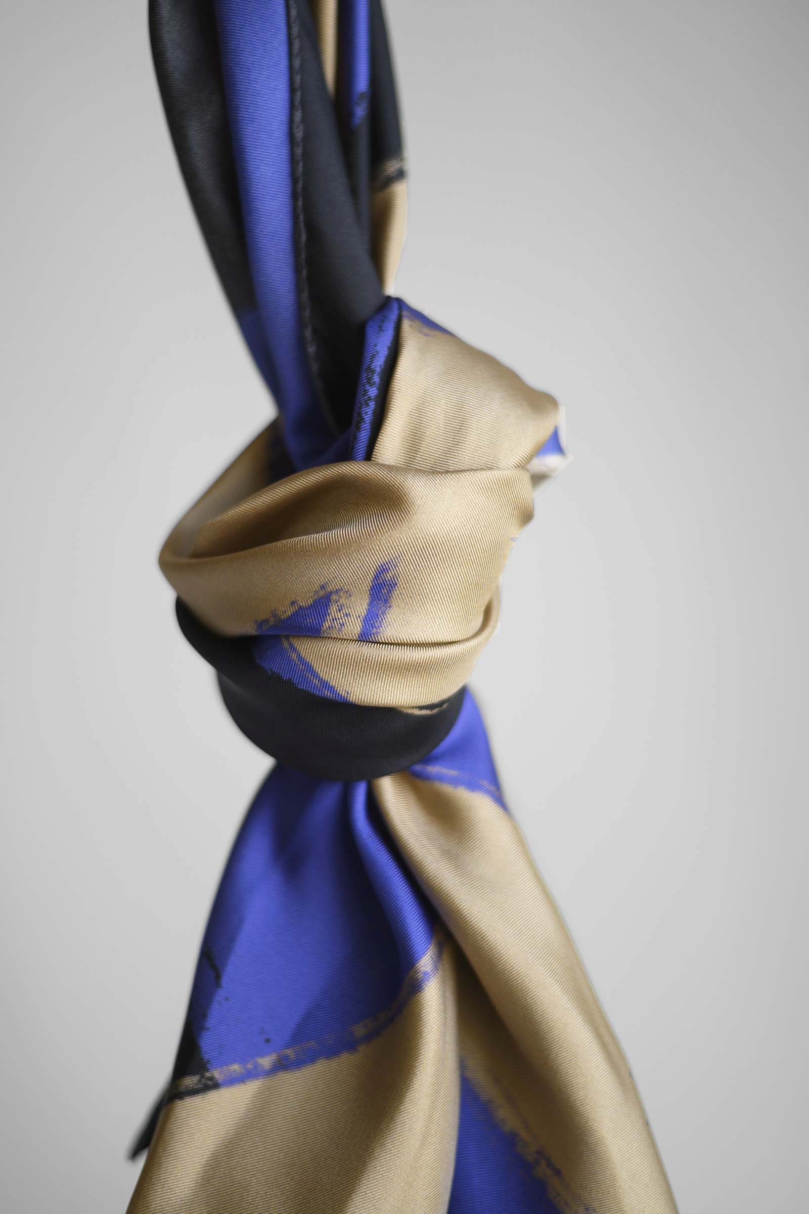 SILK SCARF 90 × 90 DARK/BLUE - Image 4