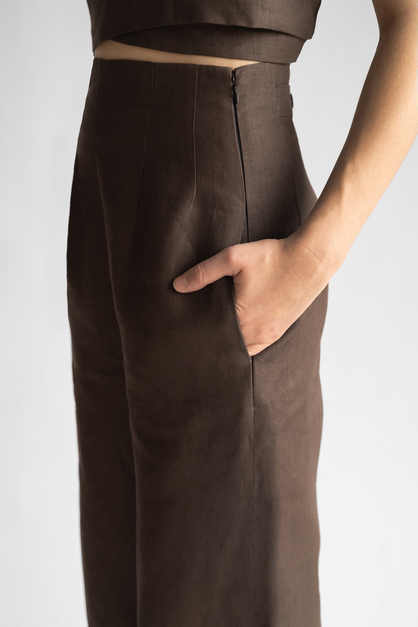 WIDE-LEG LINEN TROUSERS DARK BROWN - Image 5