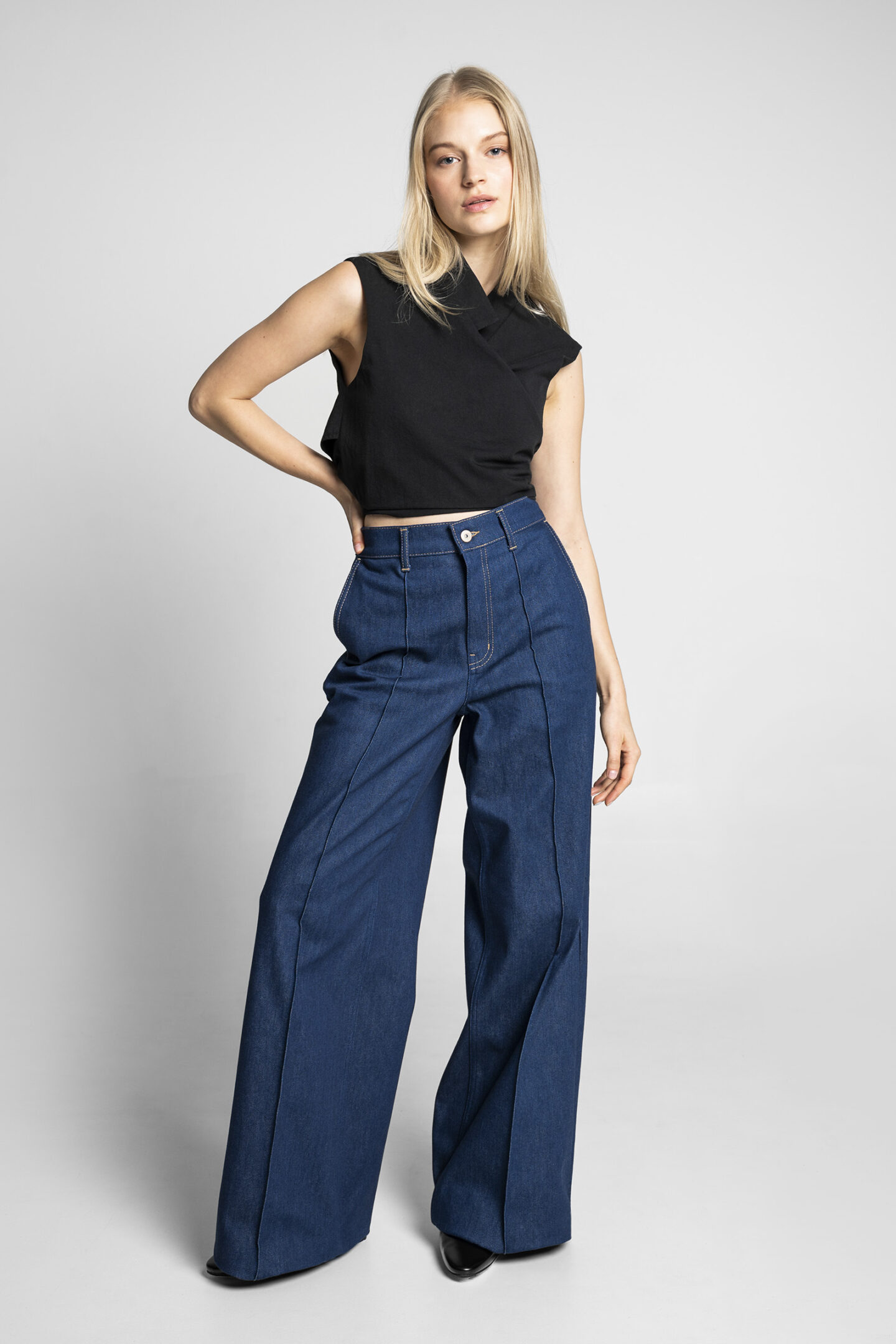 WIDE-LEG DENIM TROUSERS INDIGO