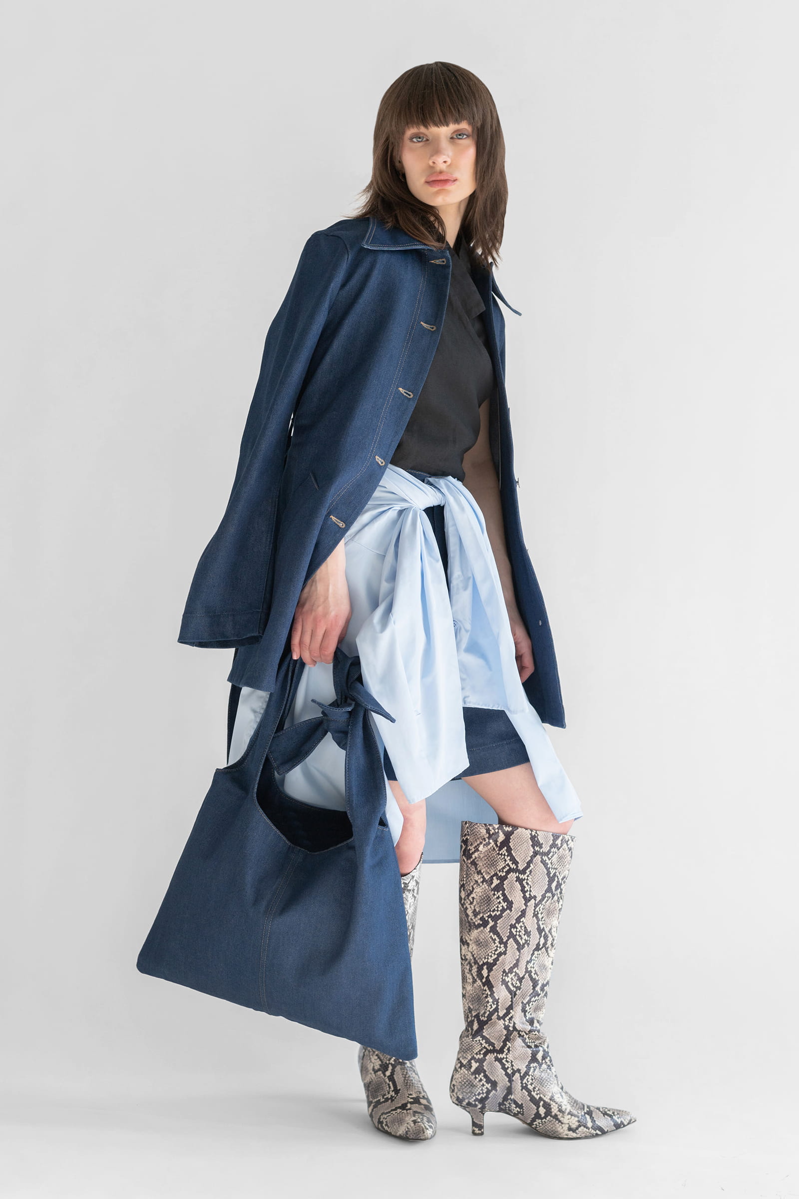 OVERSIZED COTTON SHIRT LIGHT BLUE - Image 4
